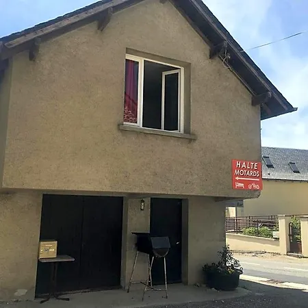 Aux Portes D'aubrac 2 Personnes Bed & Breakfast