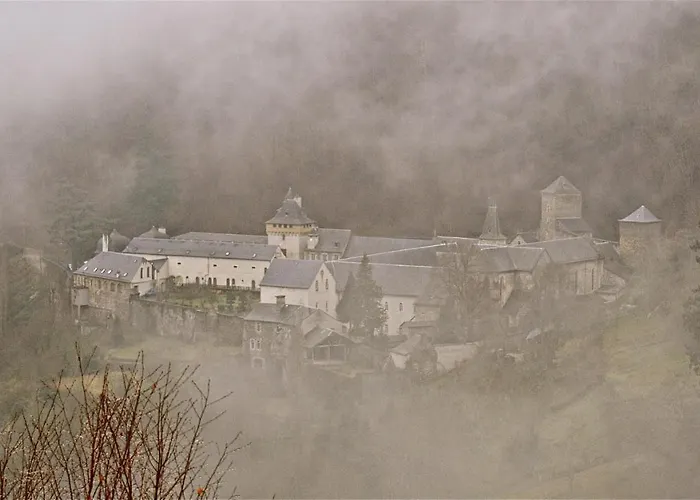 Aux Portes D'aubrac 2 Personnes 3*